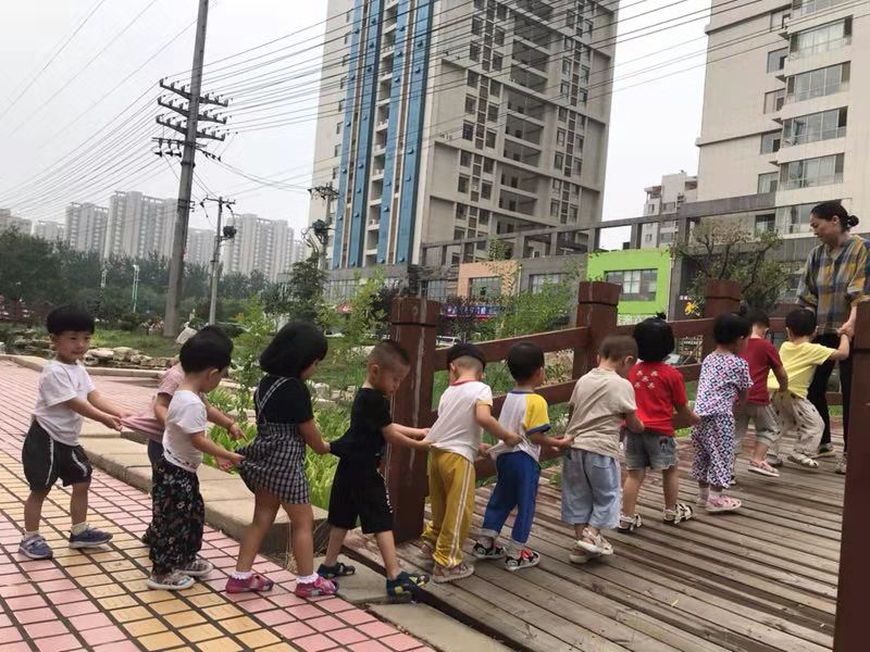 京师澳真宝贝们的课堂游戏和户外活动，样样都充实